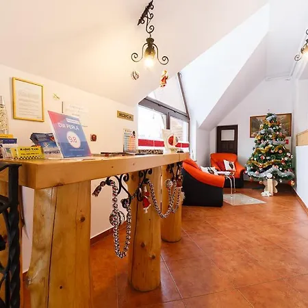 Perla Oda ve Kahvaltı 3*